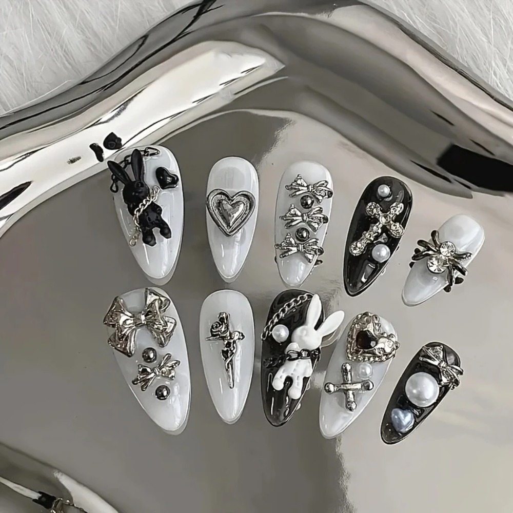Nail Art Gothic - 10 buah seni kuku hitam putih
