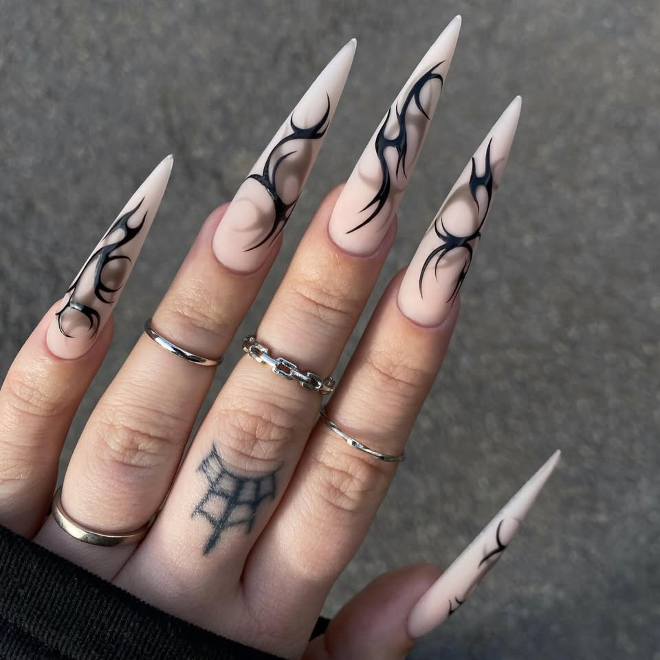 Nail Art Aesthetic - 24pcs Kuku Palsu Punk Keren Panjang