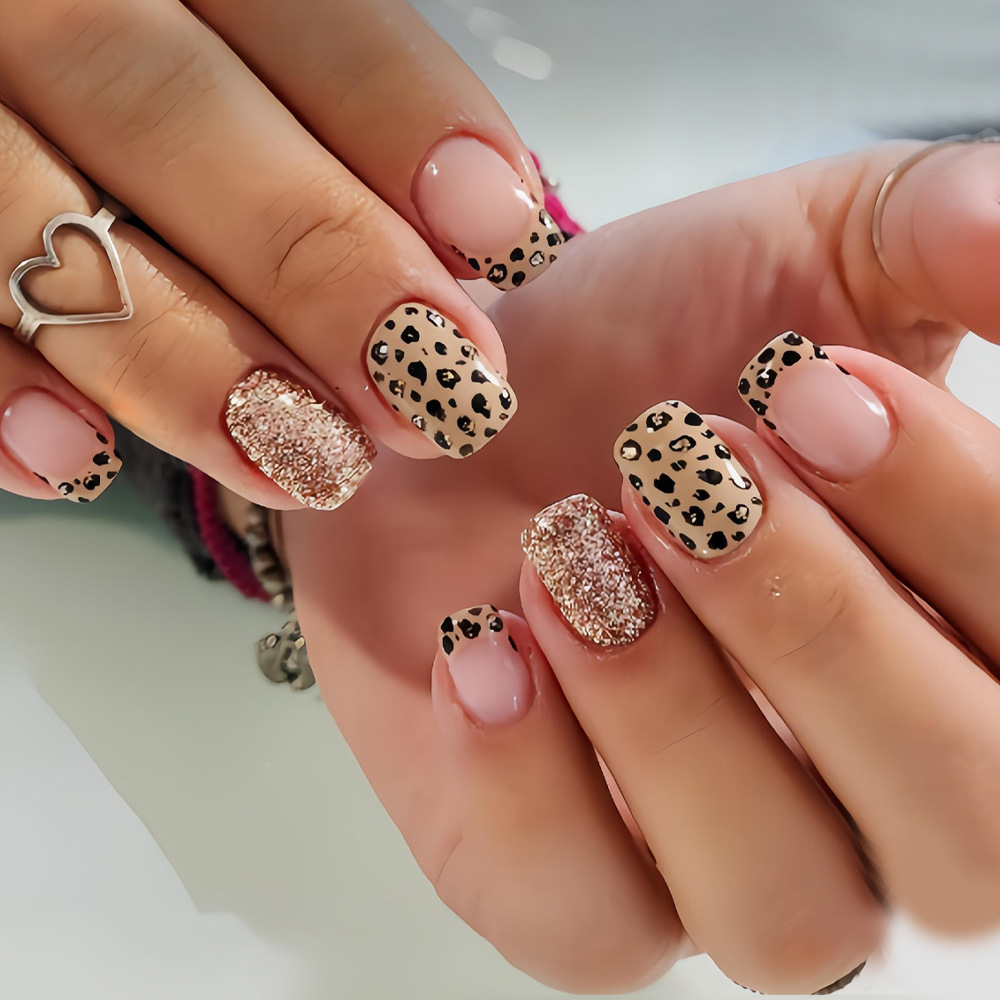 Kuku palsu pendek panjang untu - Nail Art Aesthetic ulasan dan harga