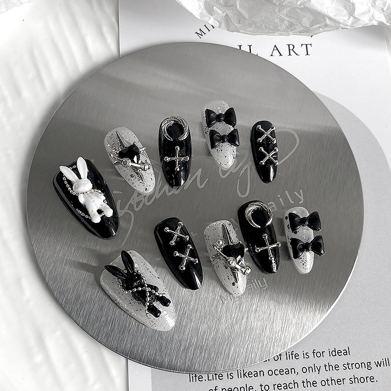10 Buah Seni Kuku Berbentuk Al - Nail Art Aesthetic ulasan dan harga